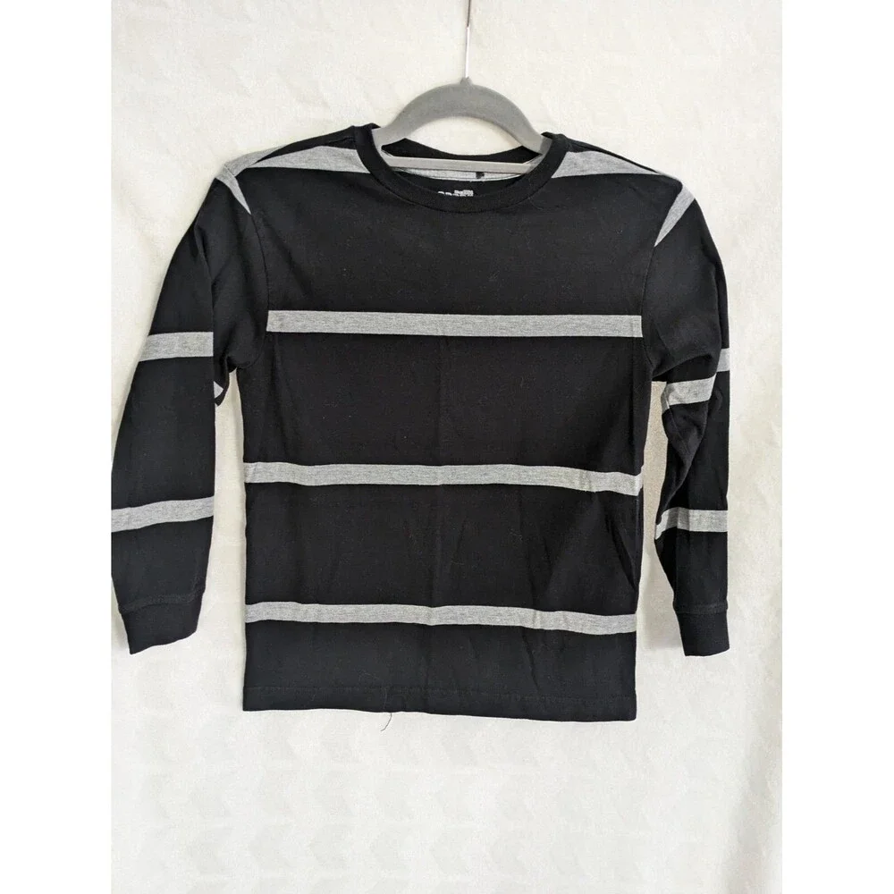 Youth Boy's Old Navy Top - Size 8